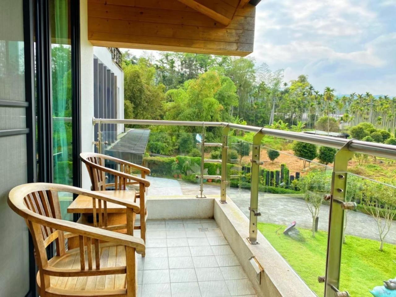 Roaming Cloud Sun Moon Lake B&B Yuchi Zewnętrze zdjęcie