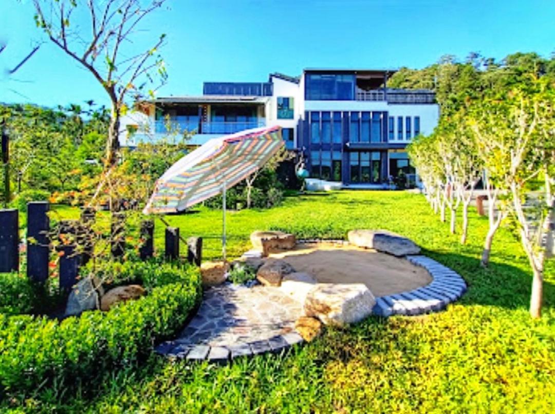 Roaming Cloud Sun Moon Lake B&B Yuchi Zewnętrze zdjęcie